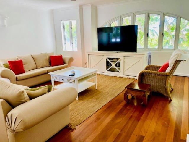 Beachview Apartments At Villa Paradiso Palm Cove Dış mekan fotoğraf