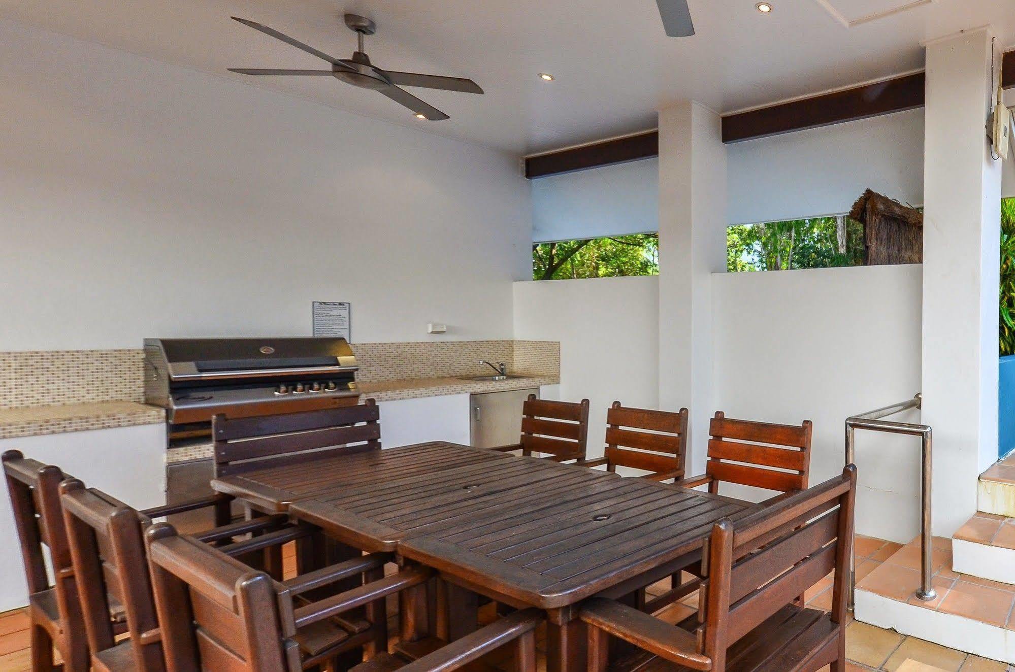 Beachview Apartments At Villa Paradiso Palm Cove Dış mekan fotoğraf